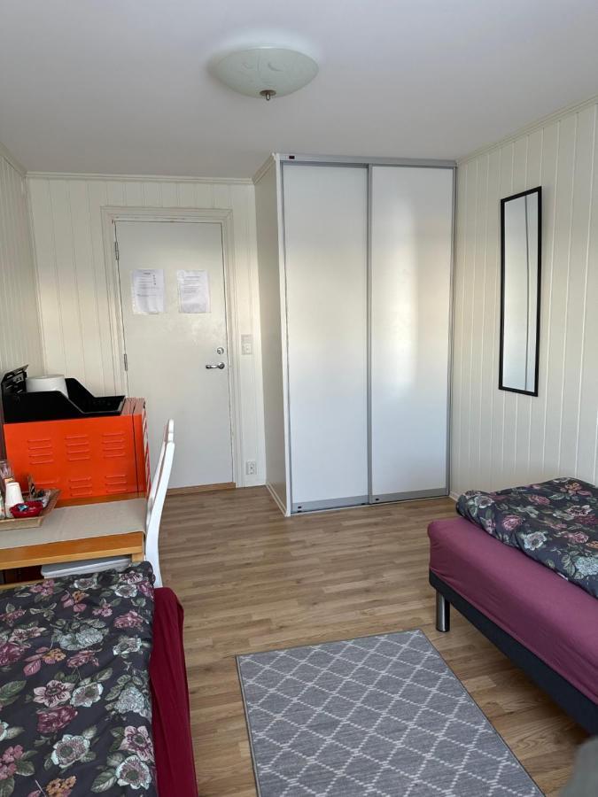 Bedroom In City Centre, No Shower Available Ålesund Extérieur photo